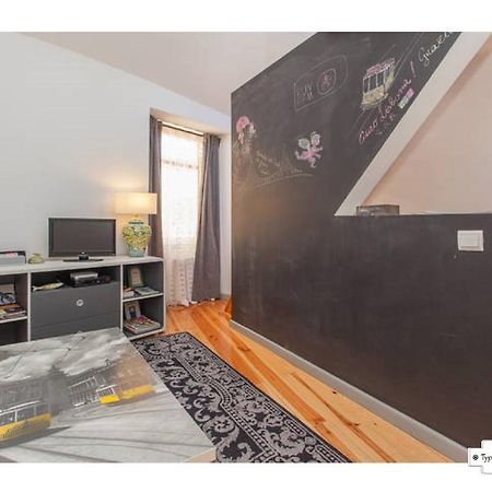 Typical Apartment Lisbon Bagian luar foto